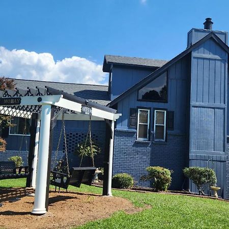 Cozy Mobay Bed & Breakfast Hampton Bagian luar foto