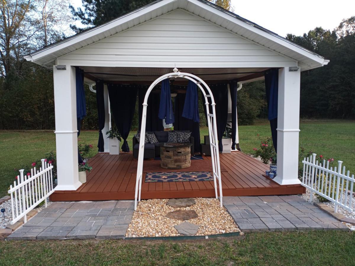 Cozy Mobay Bed & Breakfast Hampton Bagian luar foto