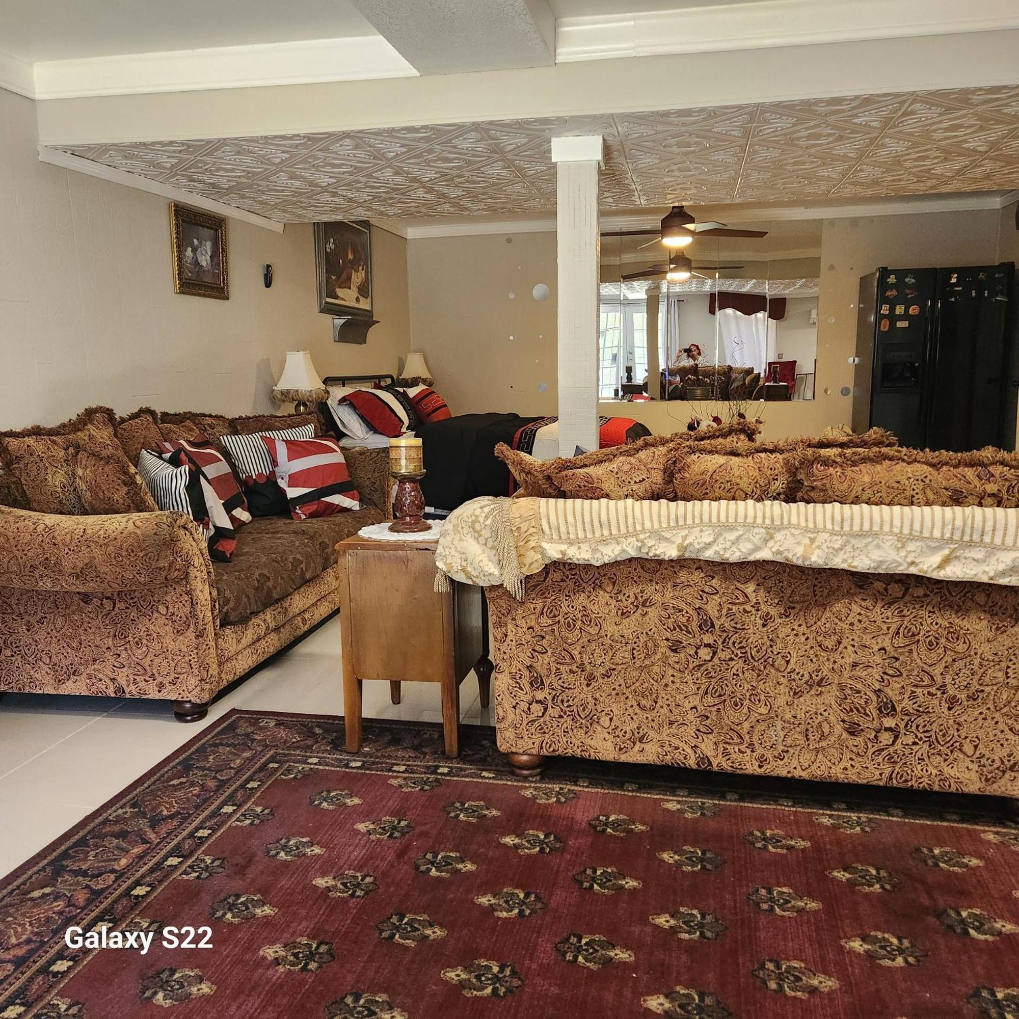 Cozy Mobay Bed & Breakfast Hampton Bagian luar foto